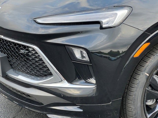 2026 Buick Encore GX Sport Touring photo 10