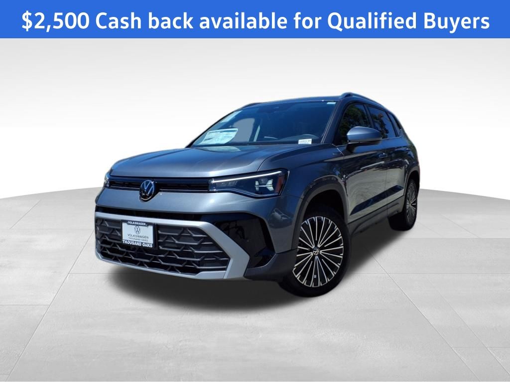 2025 Volkswagen Taos SE's photo
