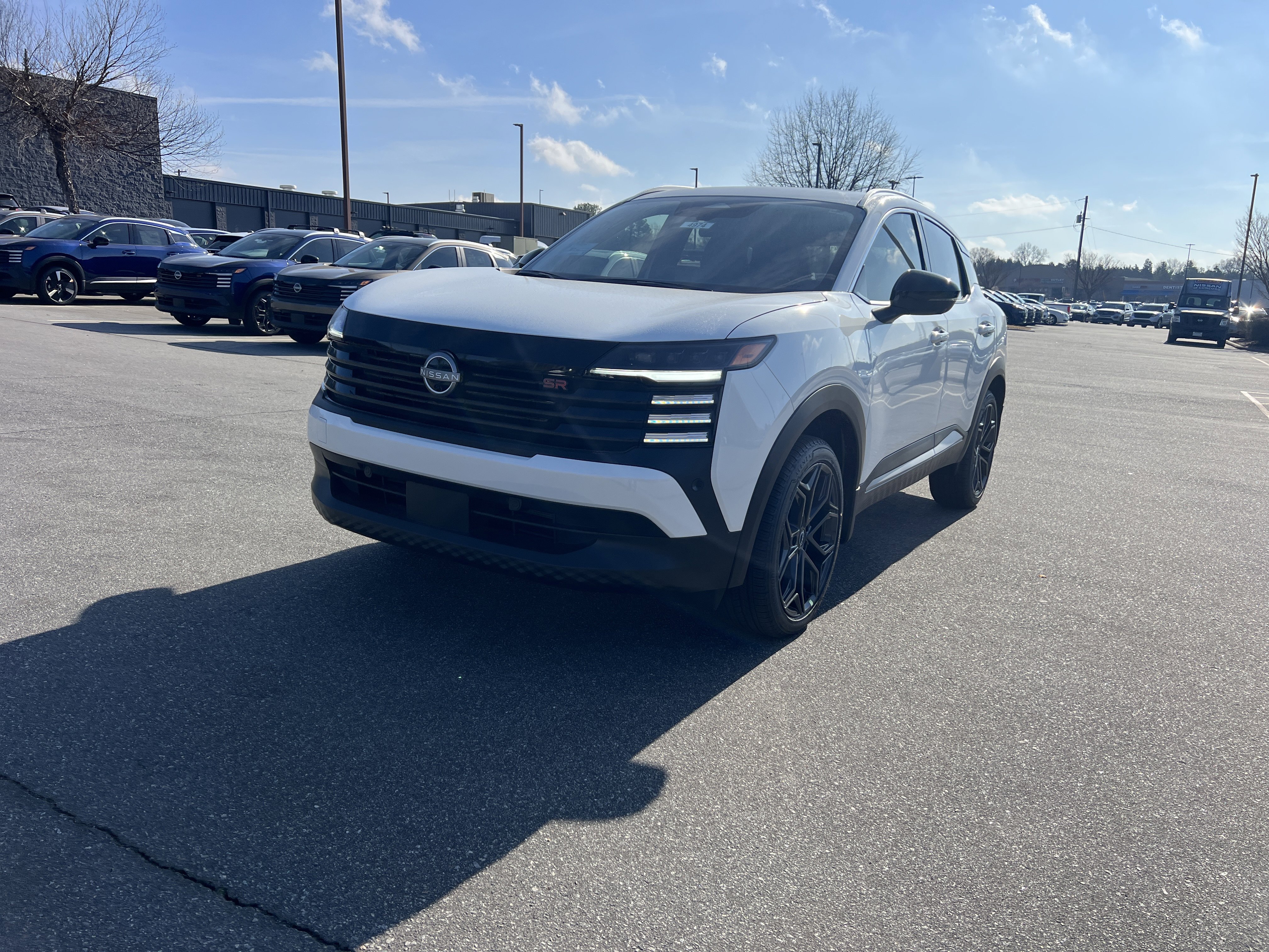 2026 Nissan KICKS SR's photo