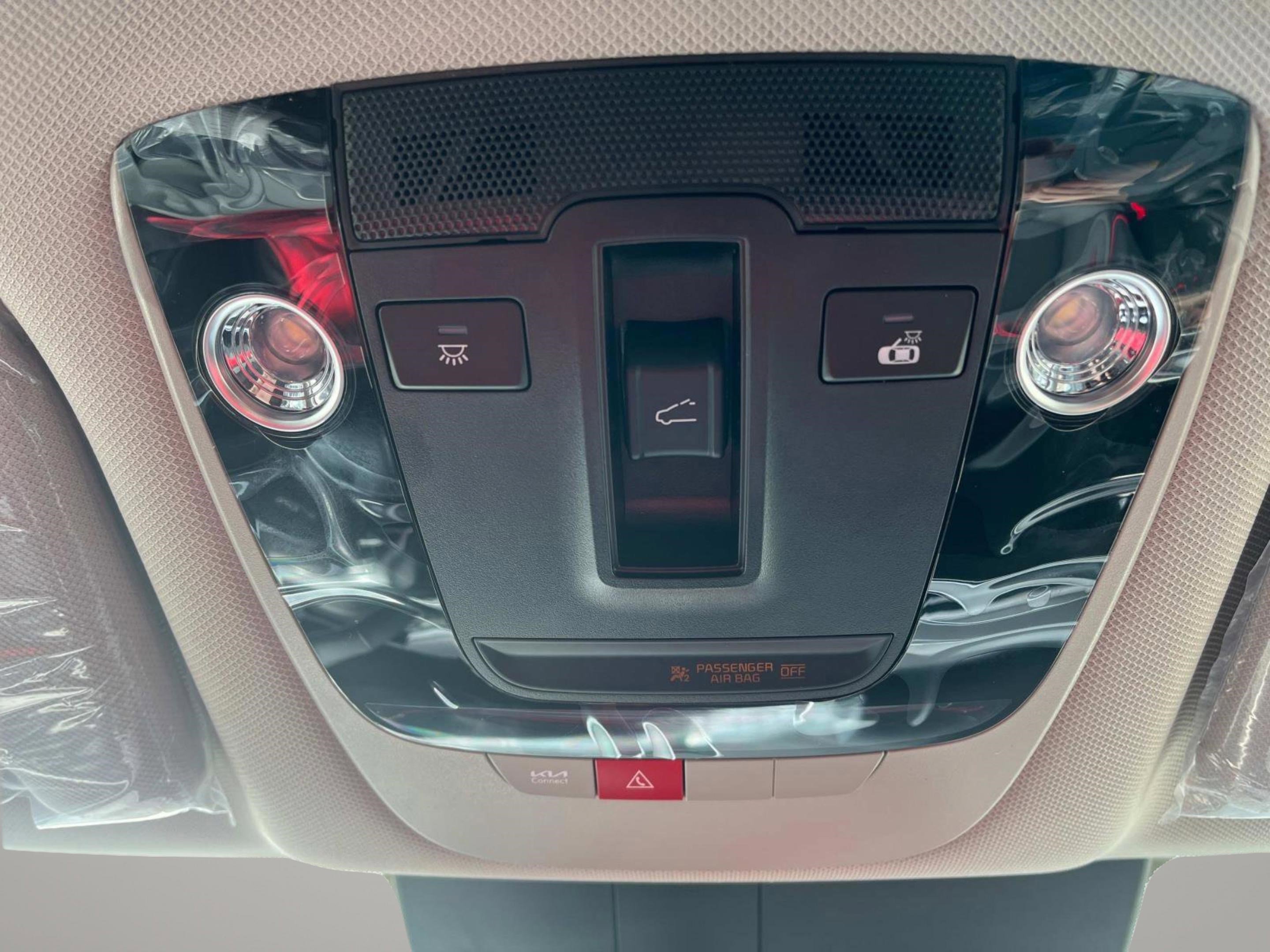 2025 Kia Sorento S photo 25