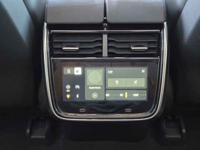 2023 Rivian R1S Launch Edition photo 22