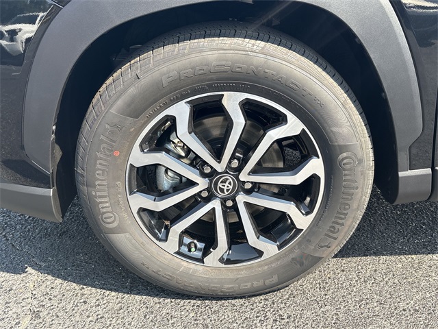 2026 Toyota Corolla Cross XLE XSE photo 11