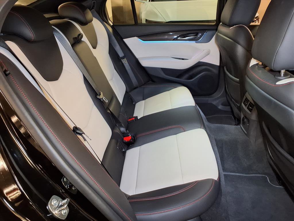 2025 Cadillac CT5 photo 7