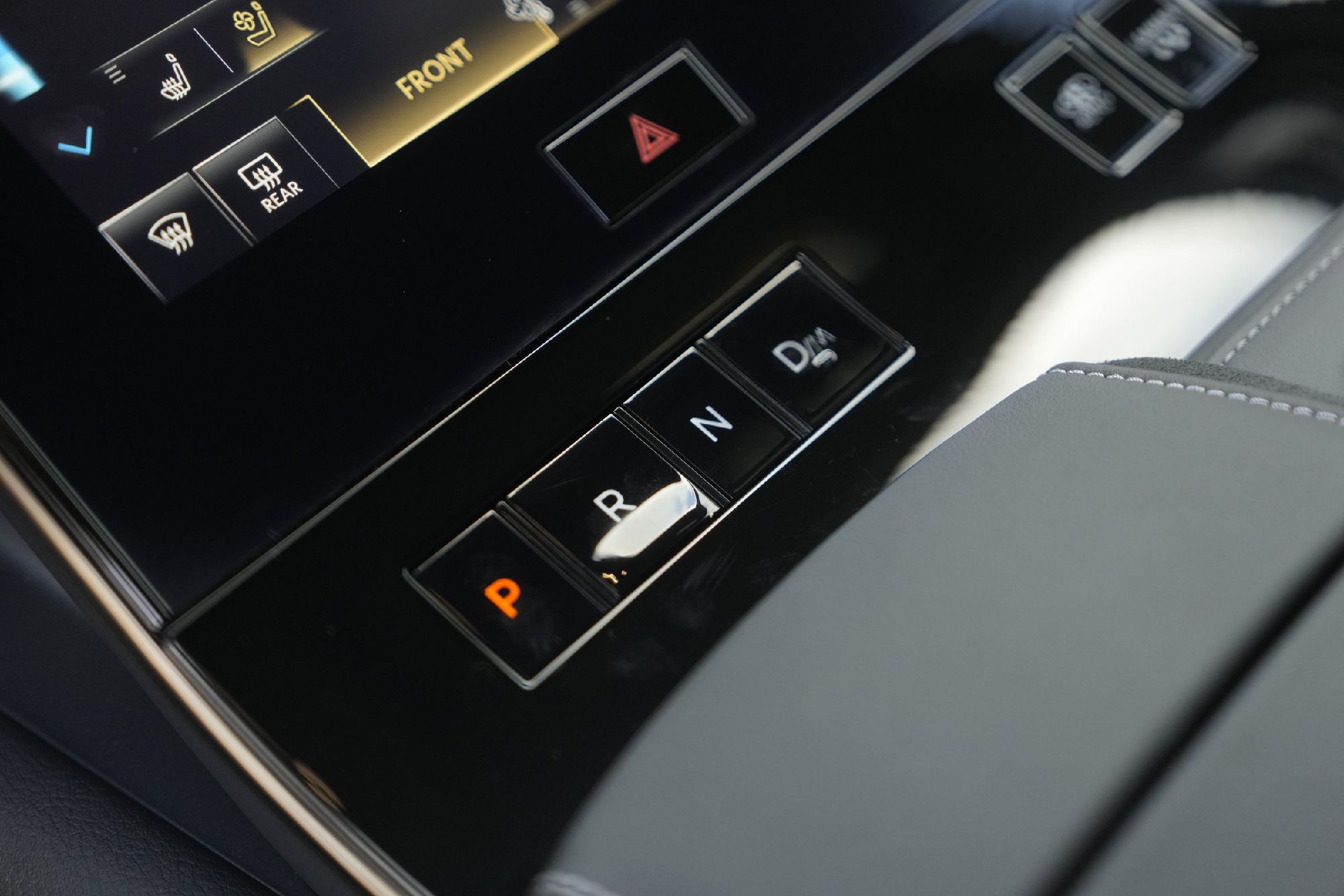 2025 Infiniti QX80 photo 11