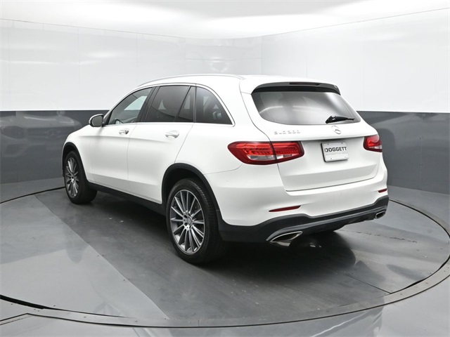 2016 Mercedes Benz GLC 300 photo 4