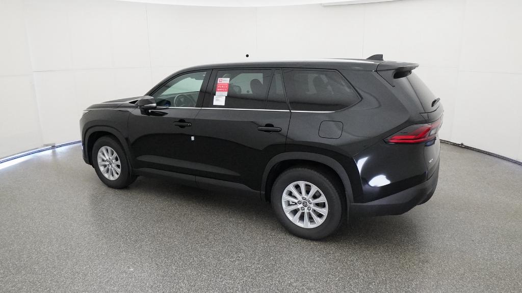 2025 Toyota Grand Highlander Limited photo 11