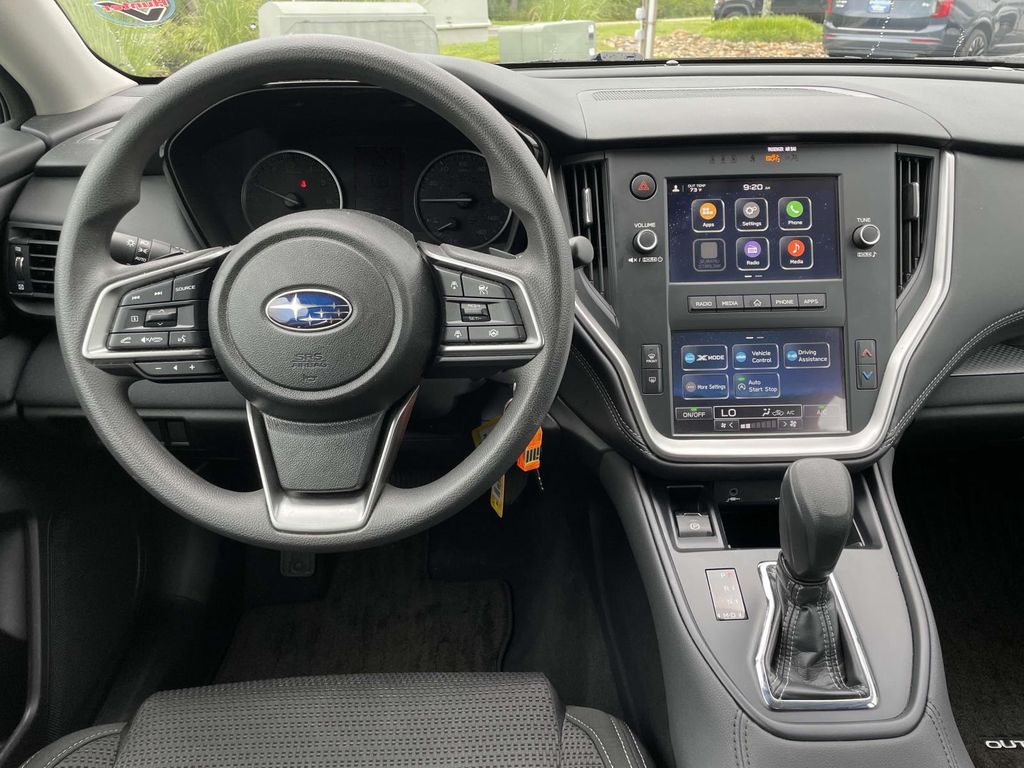 2024 Subaru Outback Base photo 4