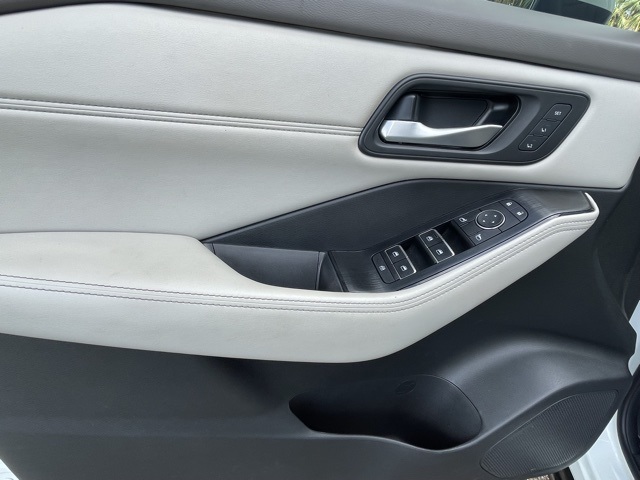 2023 Nissan Rogue SL photo 29