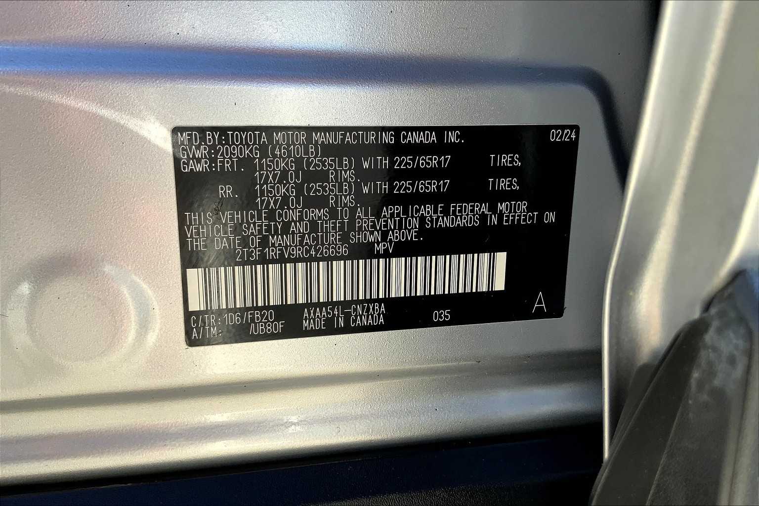 2024 Toyota RAV4 LE photo 32