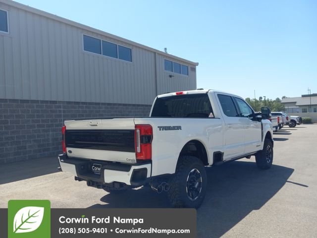 2025 Ford F-350 Platinum photo 3