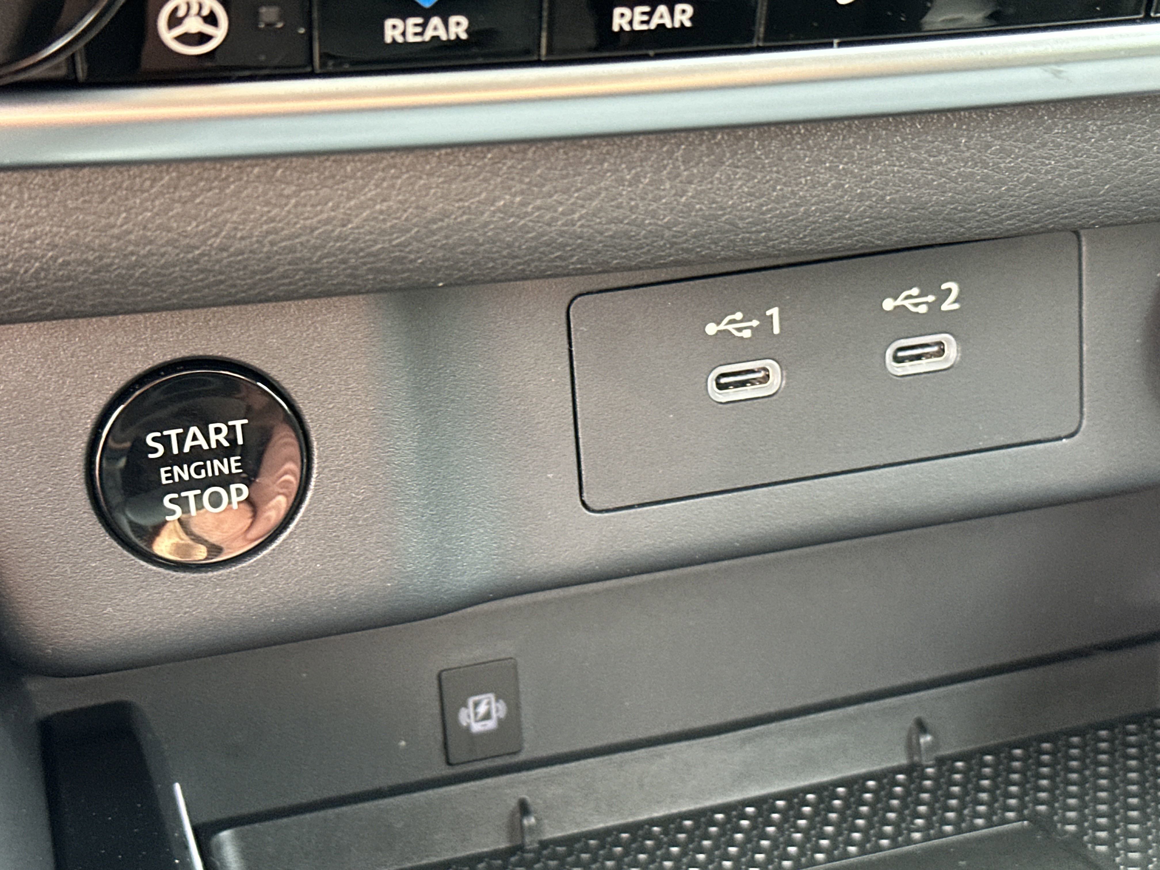 2025 Nissan Rogue SL photo 15