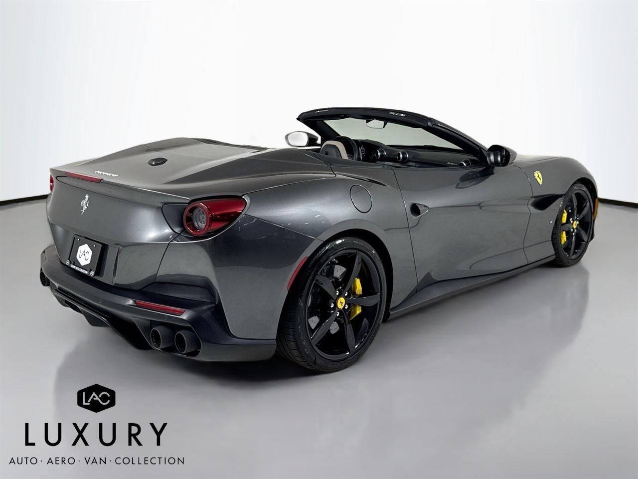 2020 Ferrari Portofino Base photo 4