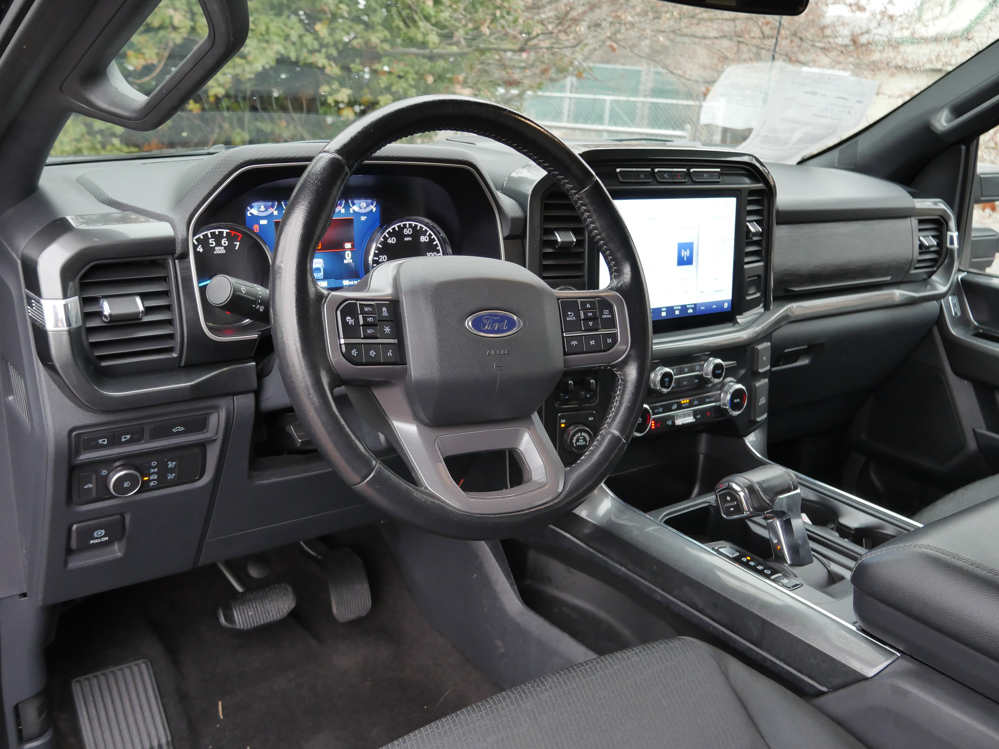 2022 Ford F-150 XLT photo 3
