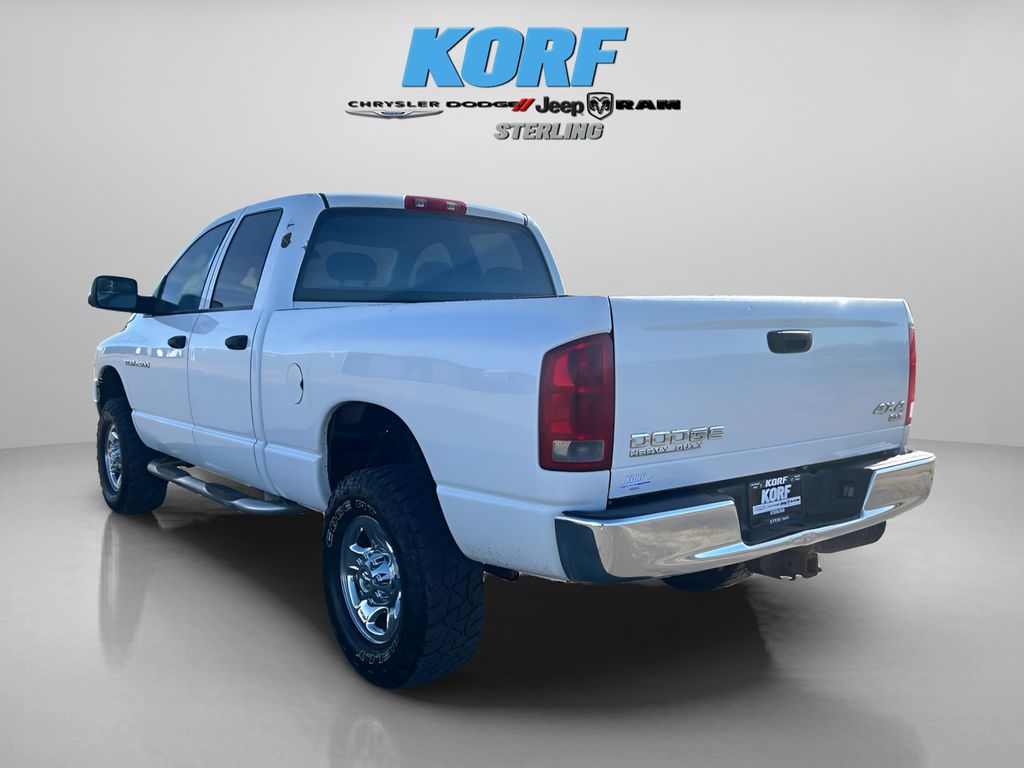 2004 Dodge Ram SLT photo 7