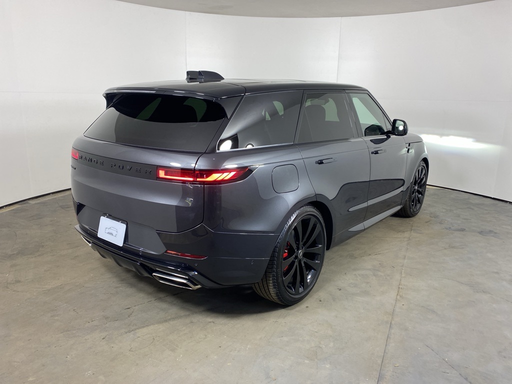 2024 Land Rover Range Rover Sport P400 Dynamic SE photo 2