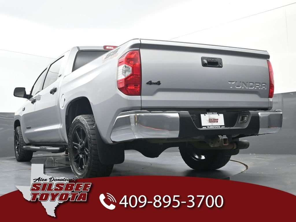 2017 Toyota Tundra SR5 photo 19