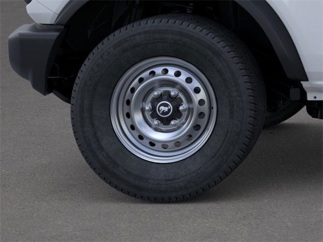 2025 Ford Bronco Base photo 17