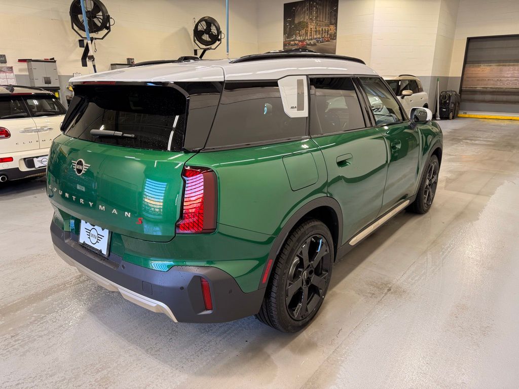 2026 Mini Countryman S ALL4 Iconic photo 3