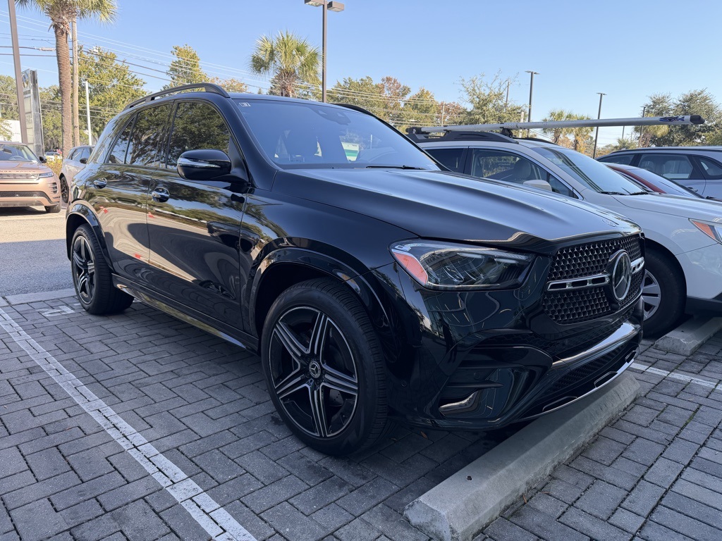 2025 Mercedes Benz GLE 450 4MATIC photo 3