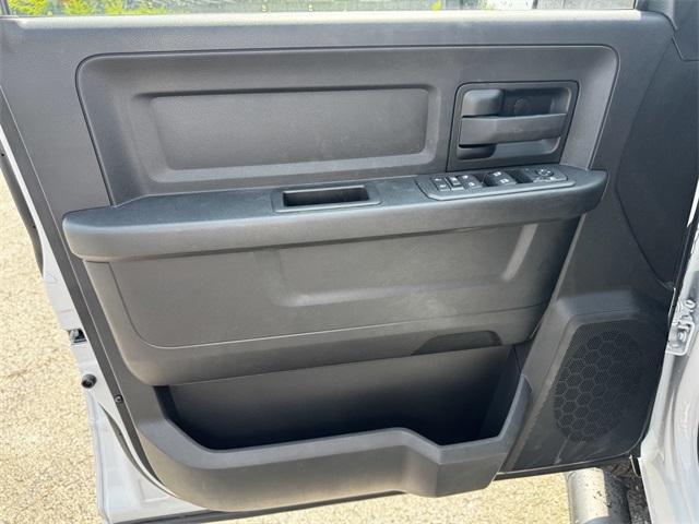 2025 Ram 2500 Tradesman photo 13