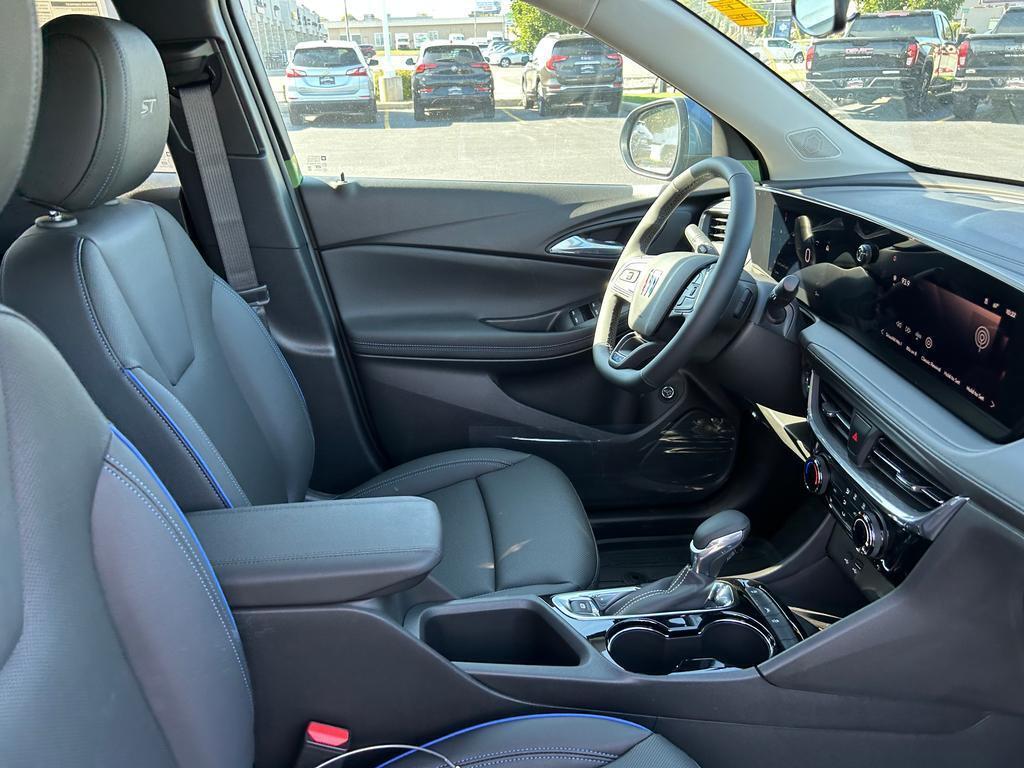 2026 Buick Encore GX Sport Touring photo 15