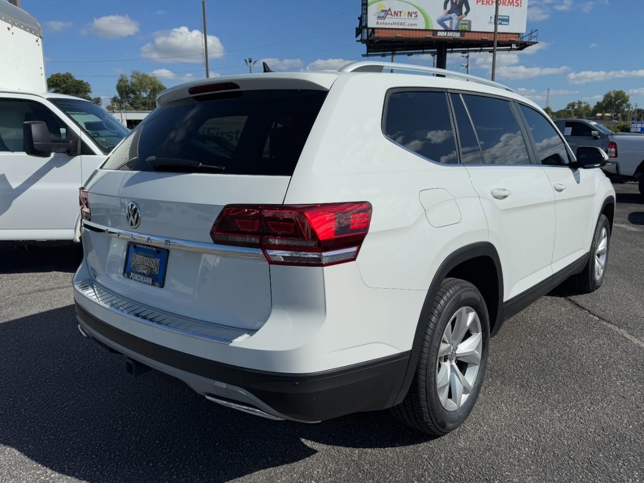2019 Volkswagen Atlas V6 SE photo 3