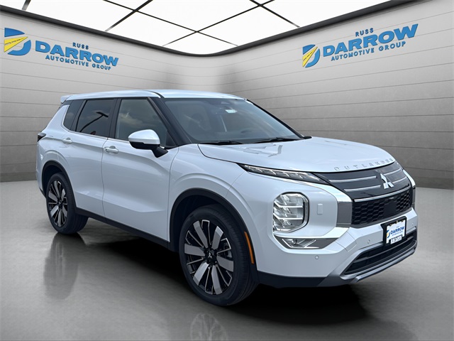2025 Mitsubishi Outlander SE photo 4