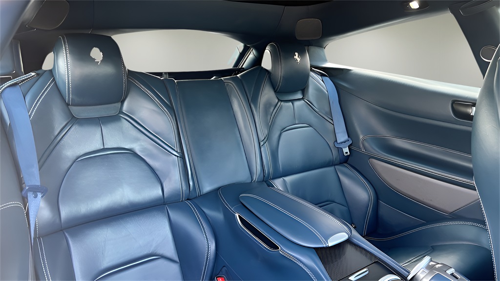 2017 Ferrari GTC4Lusso photo 9