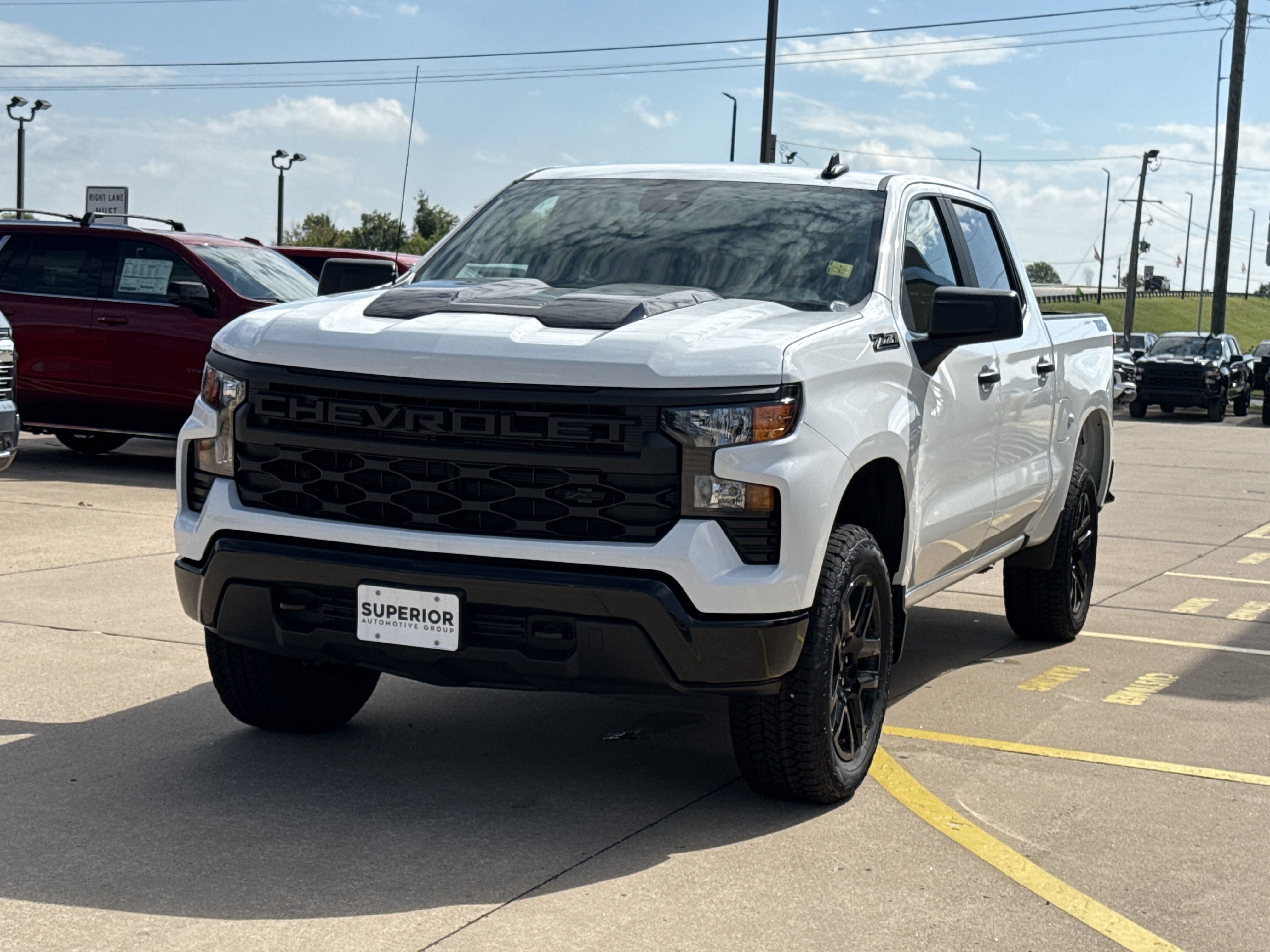 2025 Chevrolet Silverado 1500 Custom Trail Boss photo 9