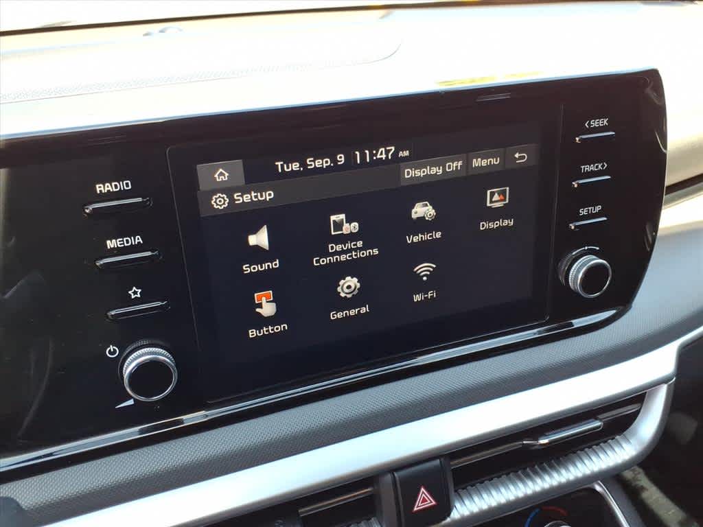 2022 Kia K5 LXS photo 30