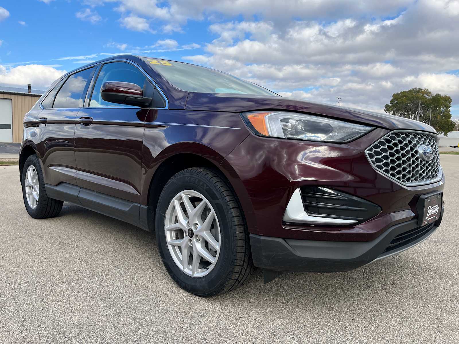 2023 Ford Edge SEL photo 3