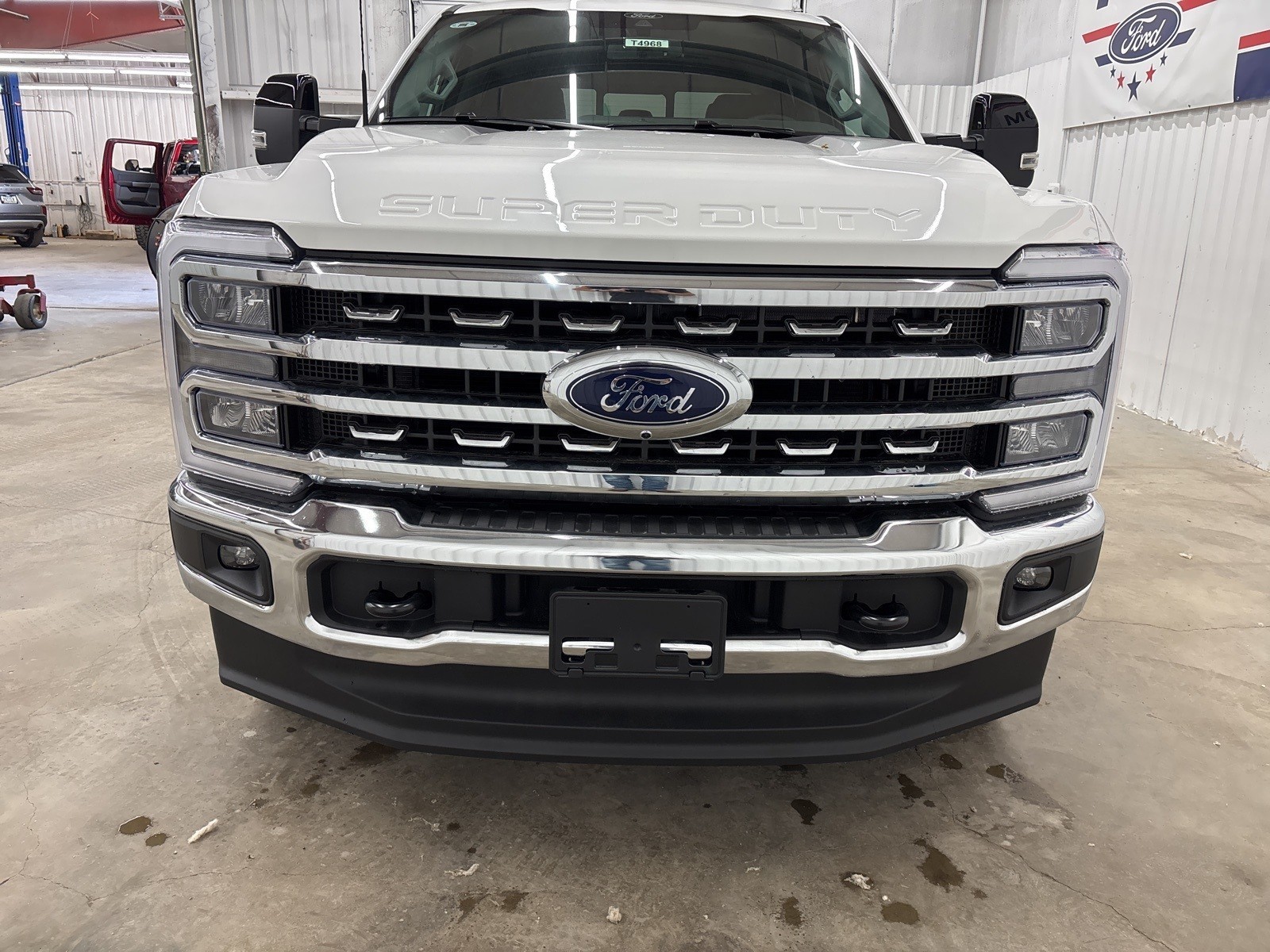 2025 Ford F-250 Lariat photo 3