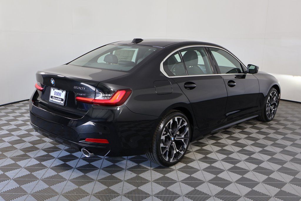 2025 Bmw 330i photo 2