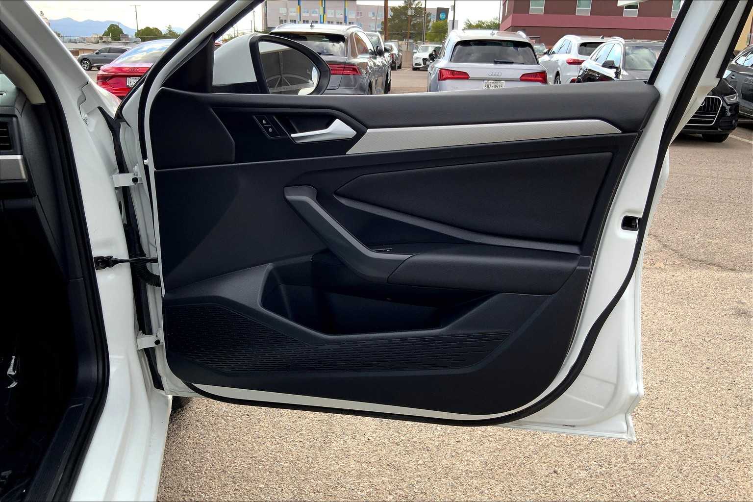 2021 Volkswagen Jetta S photo 17