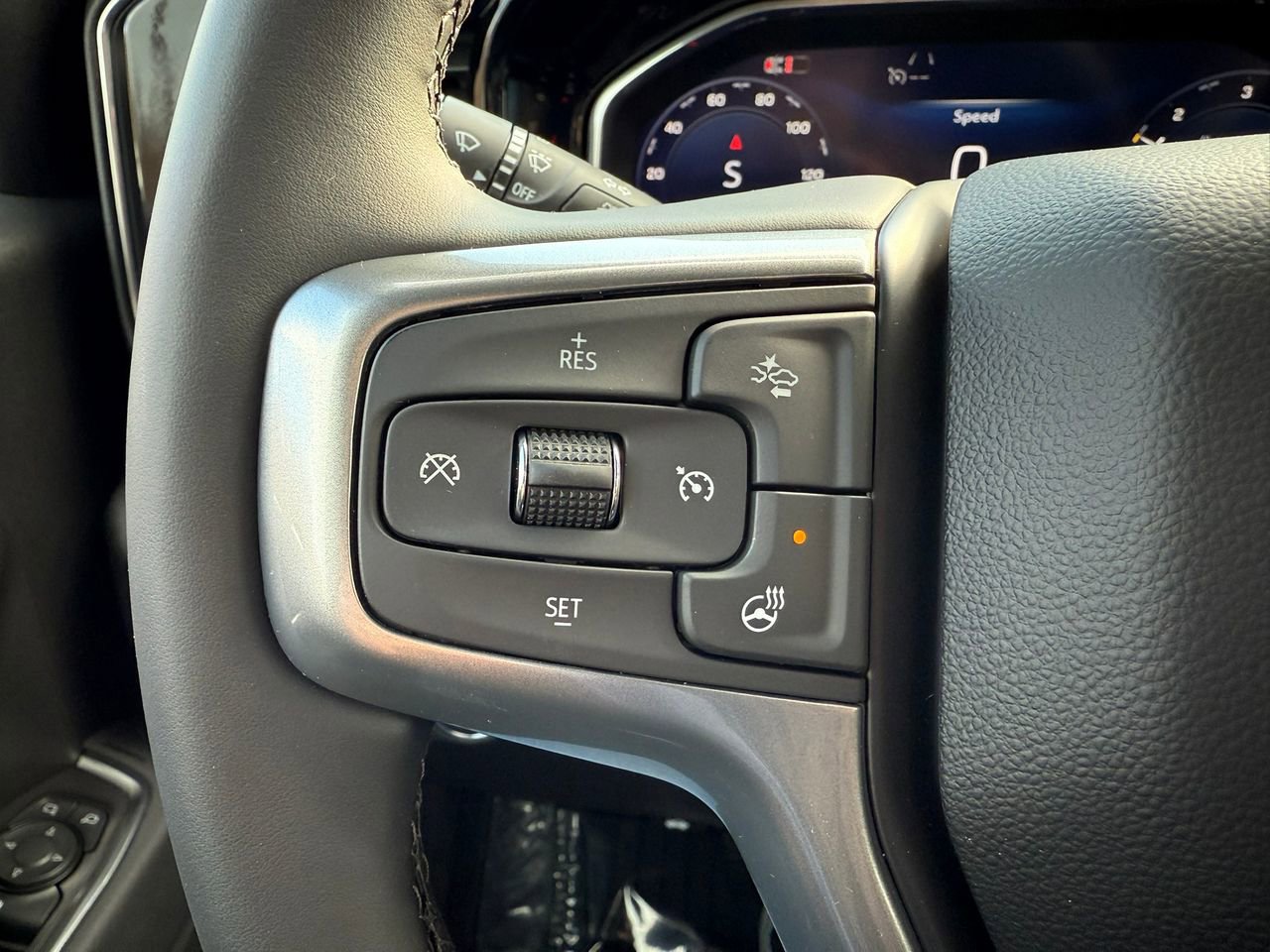 2025 Chevrolet Silverado 1500 LT photo 19