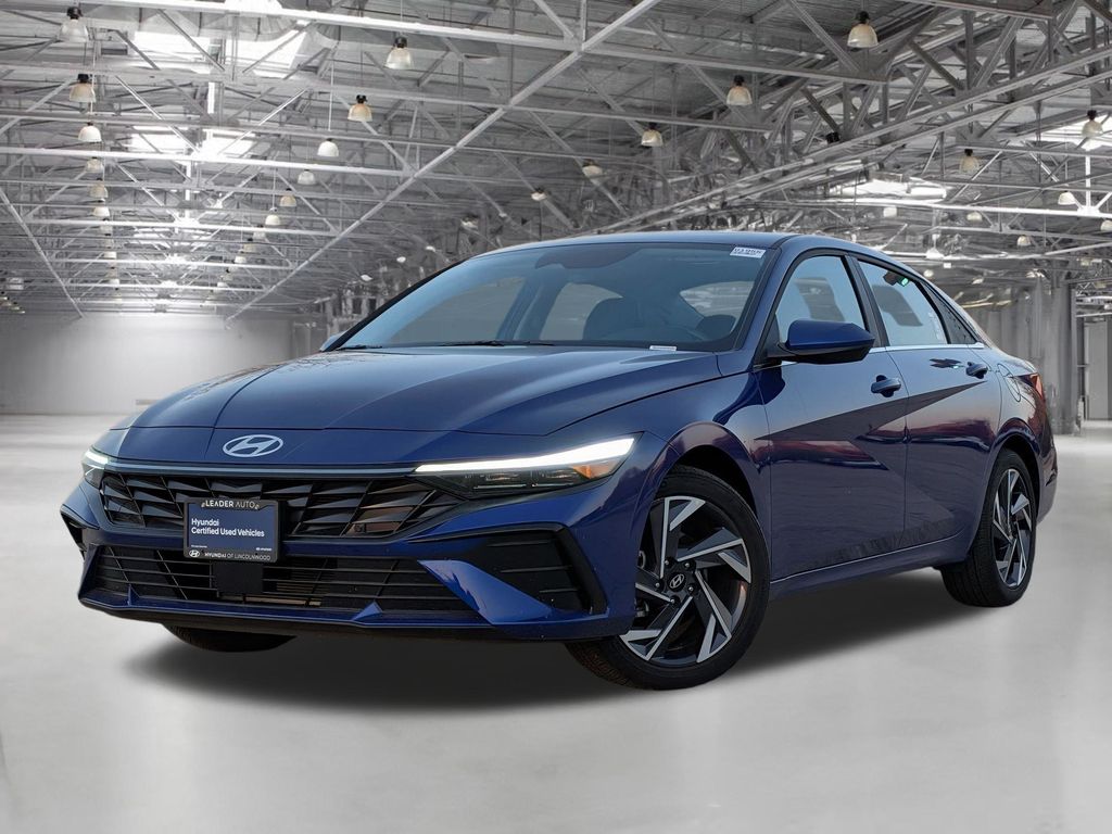 2024 Hyundai Elantra SEL's photo