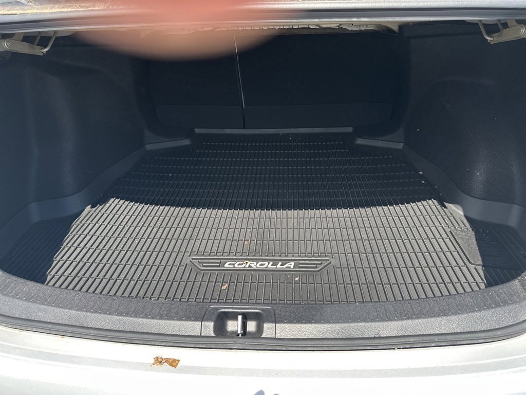 2020 Toyota Corolla LE photo 7