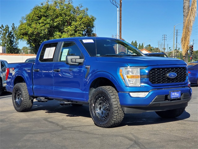 2022 Ford F-150 XL's photo