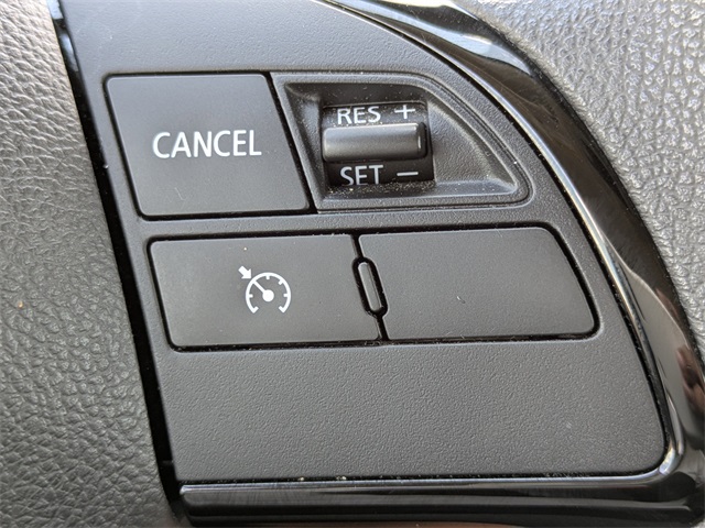 2023 Mitsubishi Eclipse Cross LE photo 23