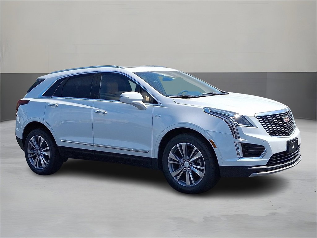 2025 Cadillac XT5 Premium Luxury photo 2