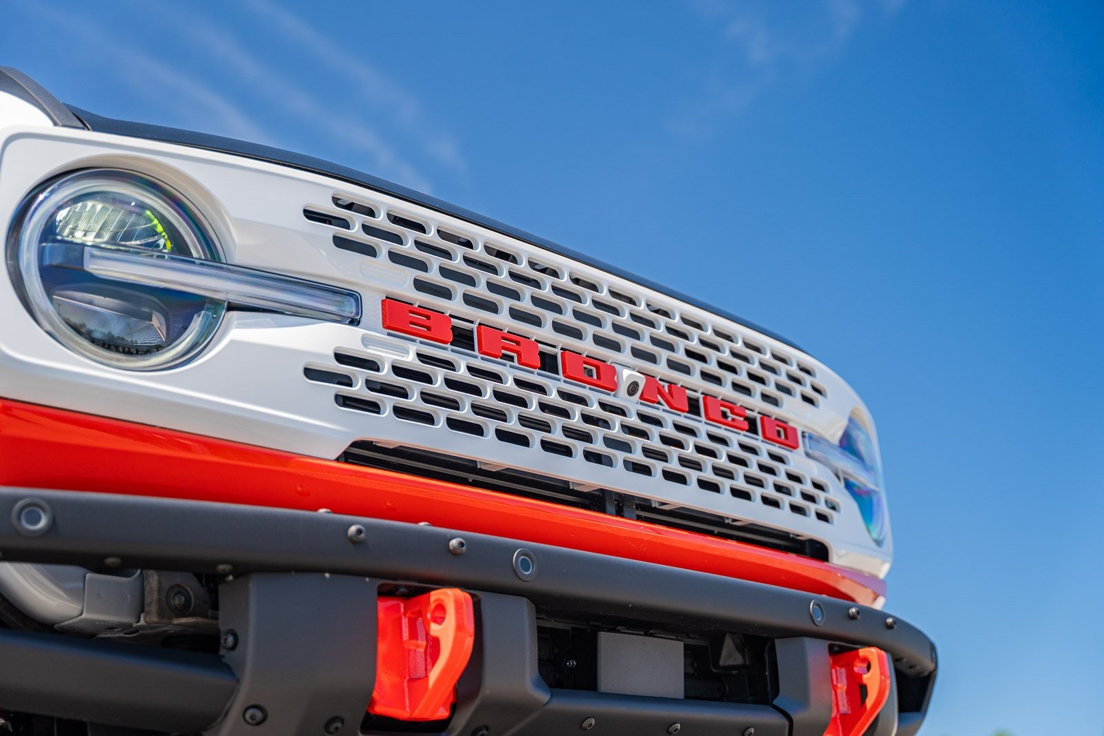 2025 Ford Bronco First Edition photo 4