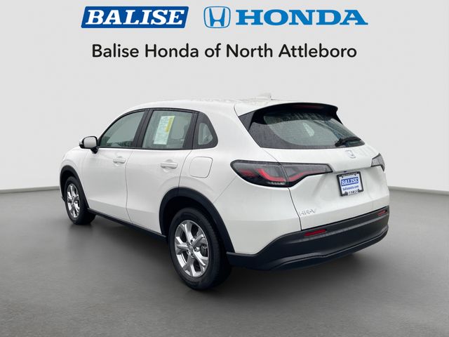 2025 Honda HR-V LX photo 2