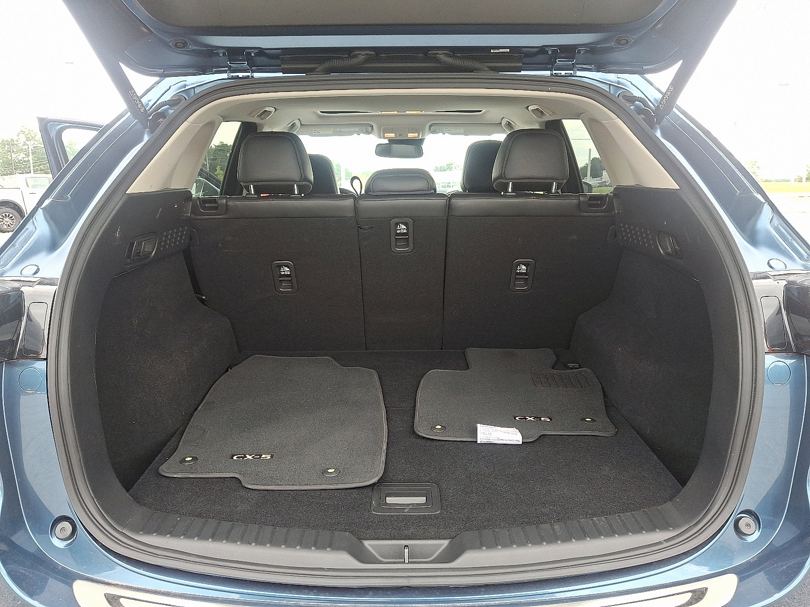 2024 Mazda CX-5 2.5 S Preferred photo 26