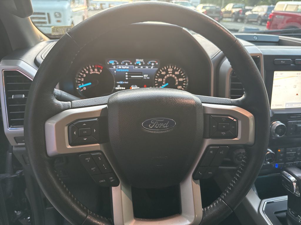 2019 Ford F-150 Lariat photo 8