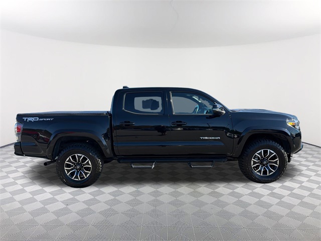 2022 Toyota Tacoma TRD Sport photo 3
