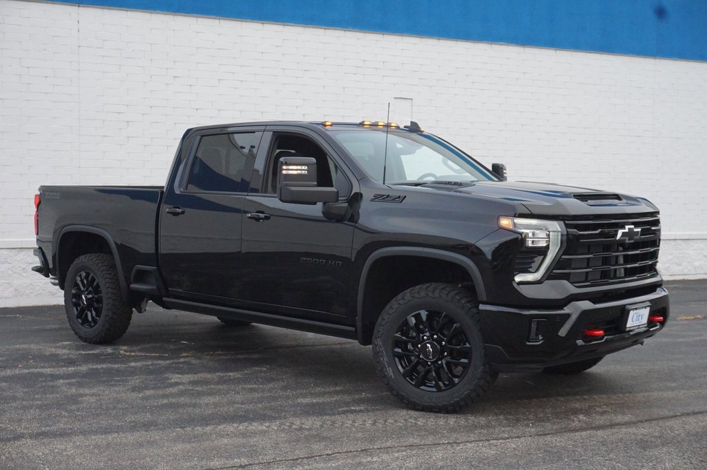 2026 Chevrolet Silverado 2500HD LTZ photo 3
