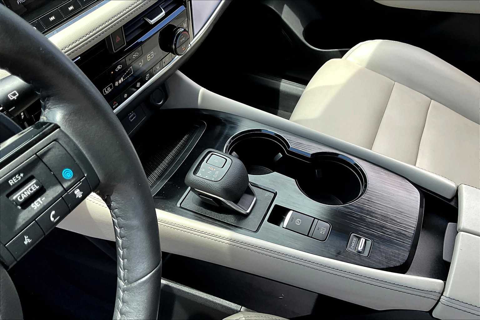 2022 Nissan Rogue SL photo 14