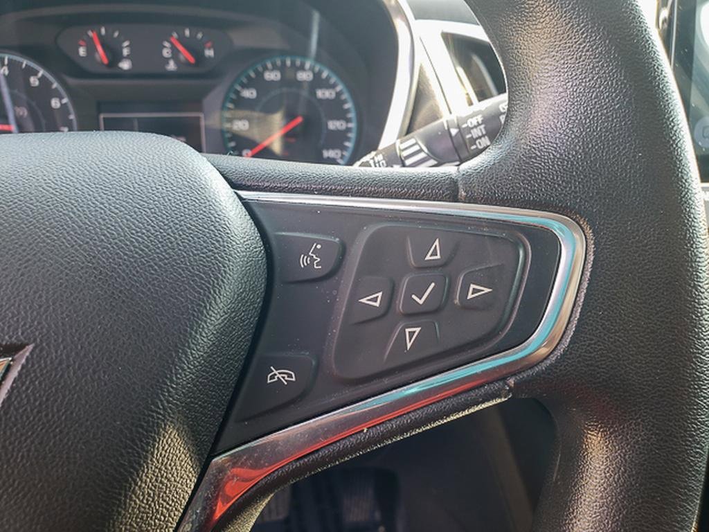 2018 Chevrolet Equinox LT photo 17