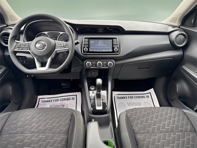 2021 Nissan Kicks S photo 11