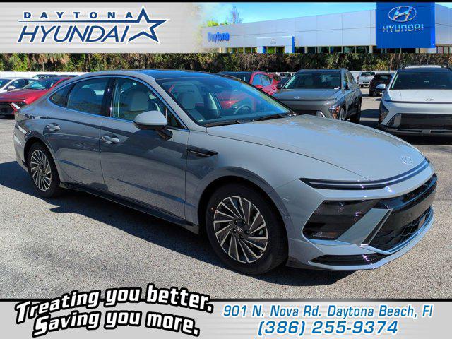 2026 Hyundai Sonata Hybrid Limited's photo